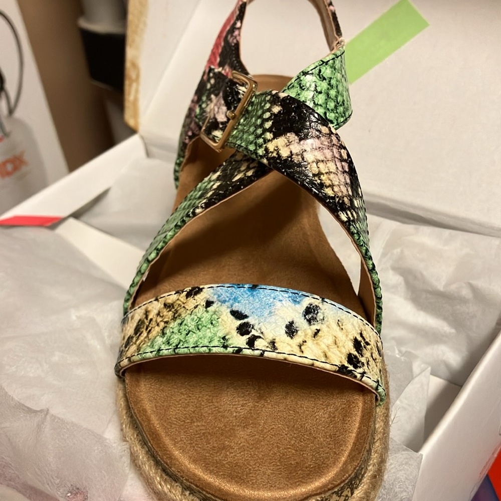 Canden-02 Strappy Sandal